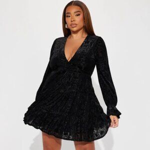 knee length dresses for ladies Shirley | Black Velvet Sweetheart Puff-Sleeve Mini Dress